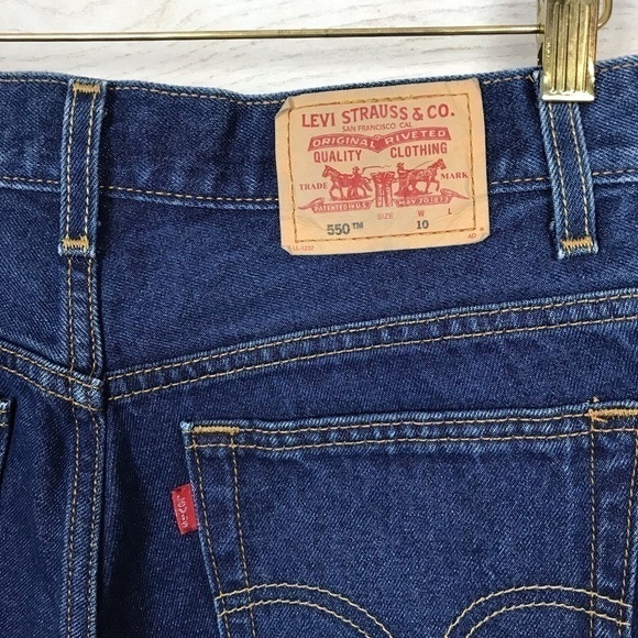 Vintage Levis 550 Relaxed Fit Dark Mom Jean Shorts Size 10 - Picture 3 of 7
